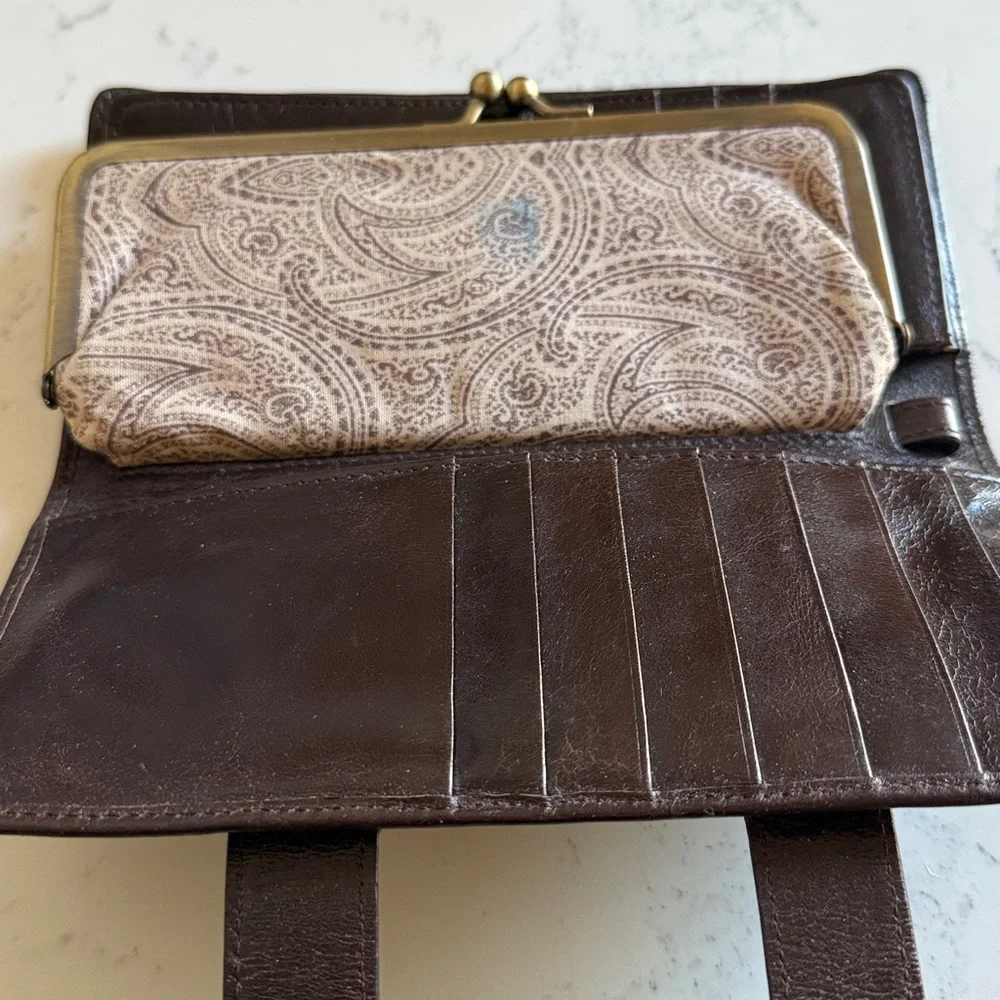 HOBO trifold leather